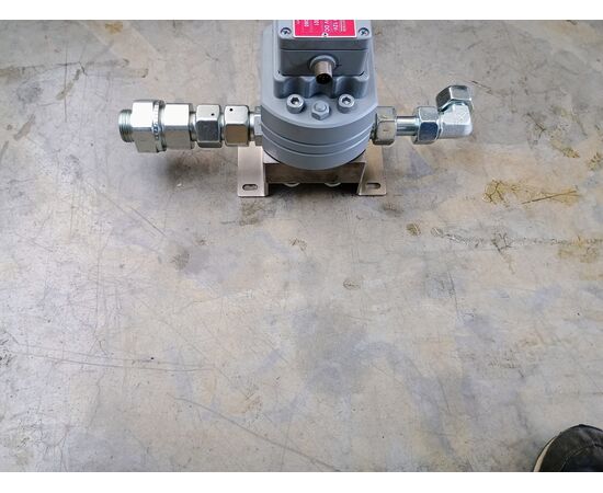 Senzor debit VSE VSI 0,4/16 GPO 12V-32W15/2 - megora.ro