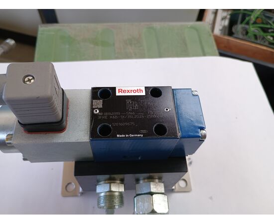 Valvă de control debit Rexroth 3FRE X6B-1X/35L2G24-25N9Z4MM/ 811403113 - megora.ro