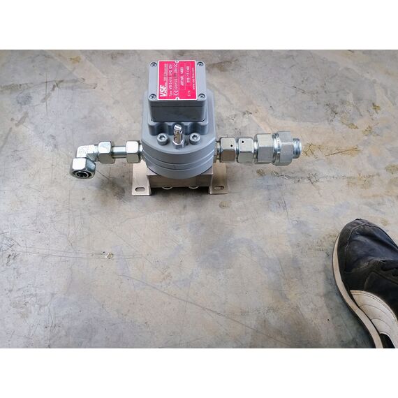 Senzor debit VSE VSI 0,4/16 GPO 12V-32W15/2 - megora.ro